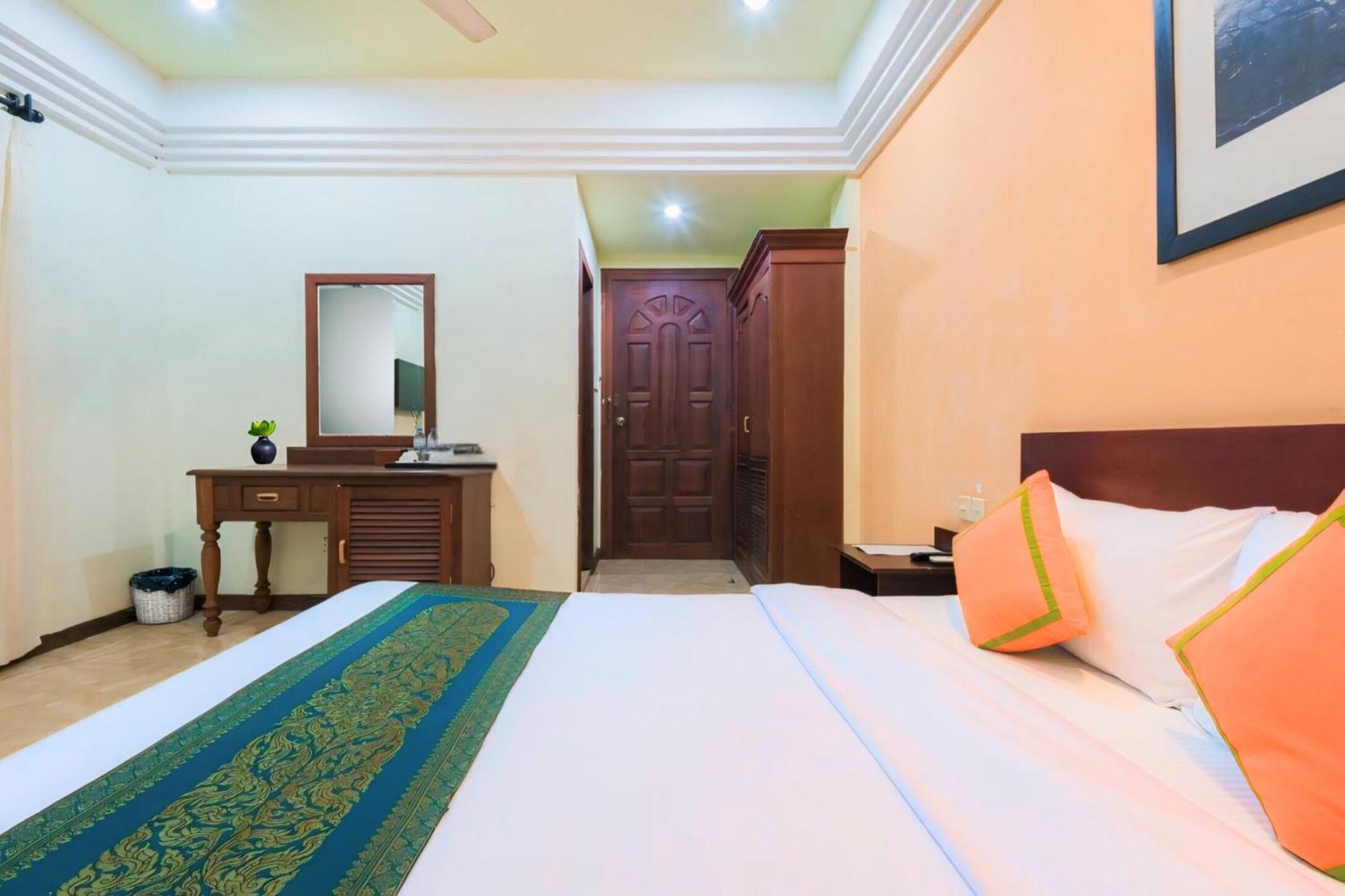 Vplus Hotel Siem Reap Exterior photo