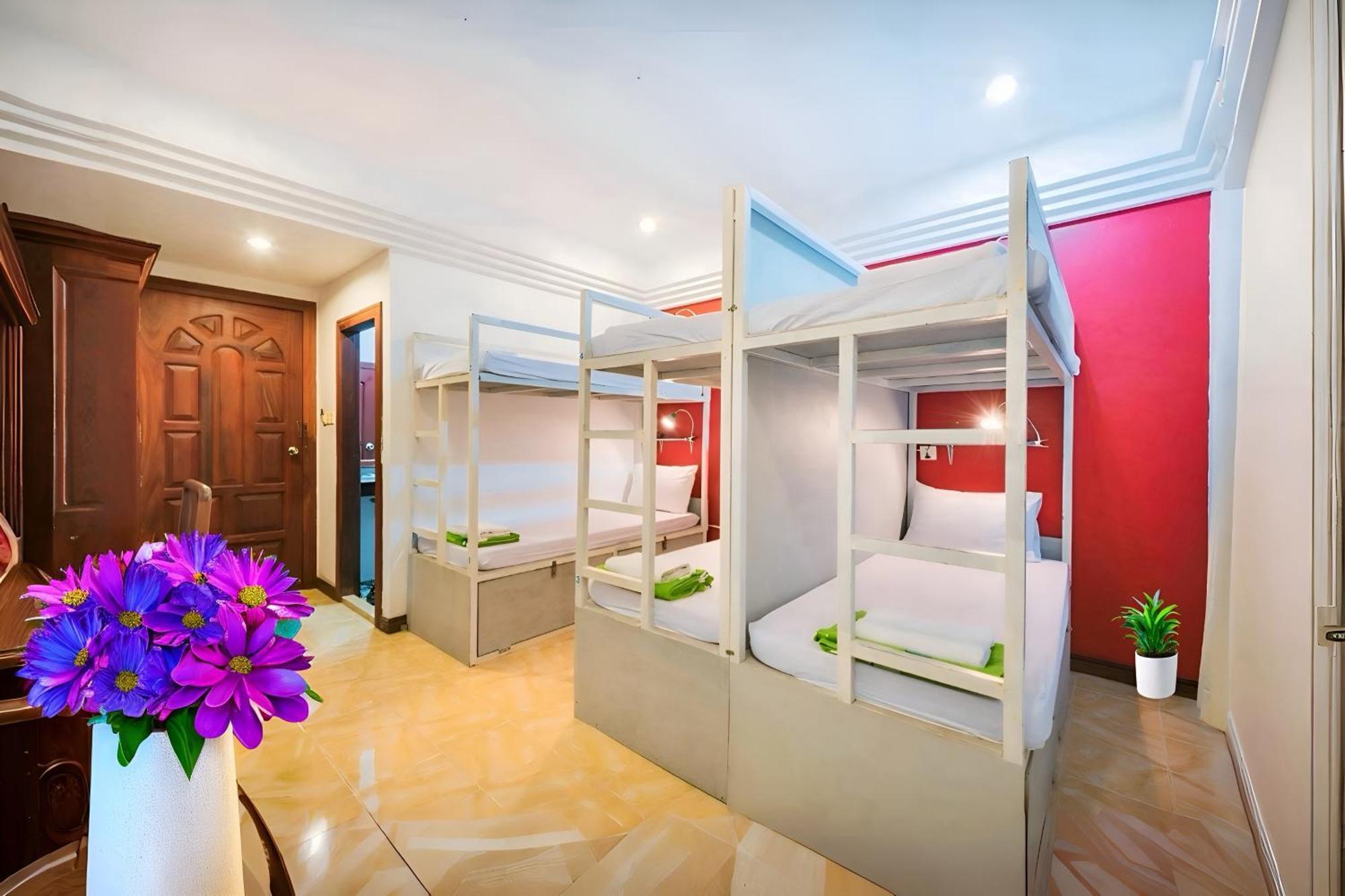 Vplus Hotel Siem Reap Exterior photo