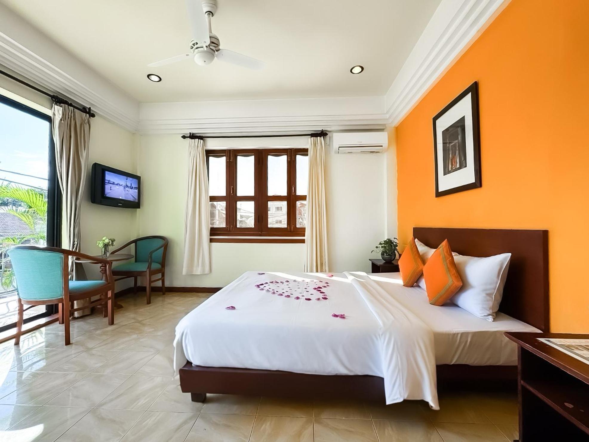 Vplus Hotel Siem Reap Exterior photo