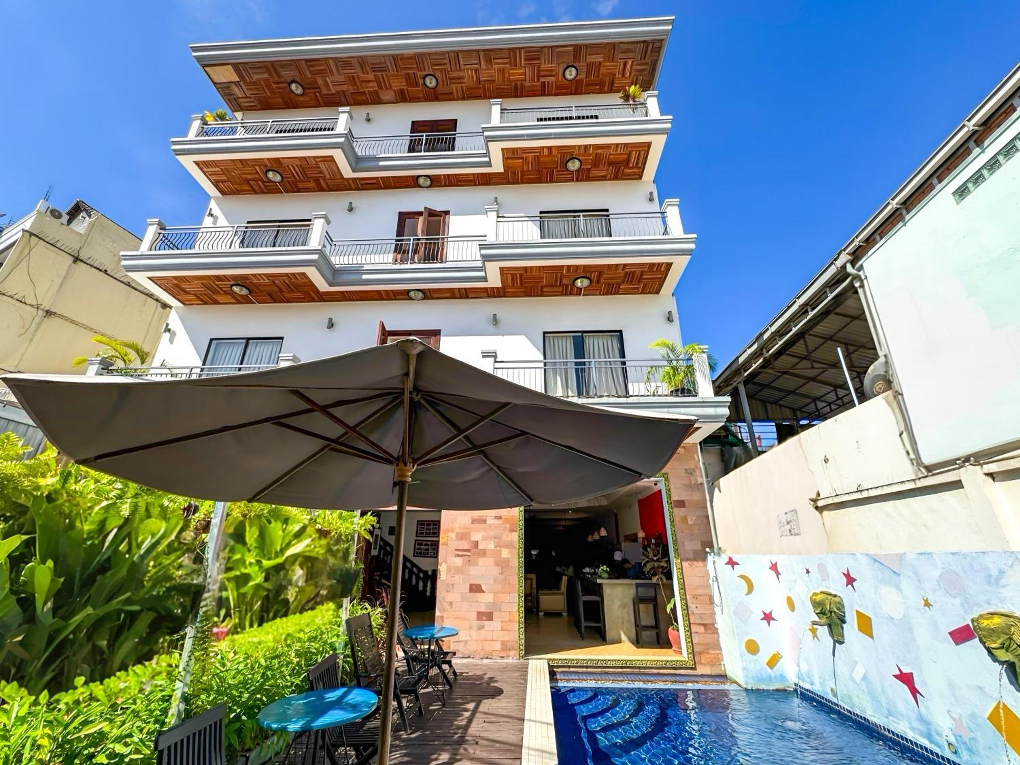 Vplus Hotel Siem Reap Exterior photo
